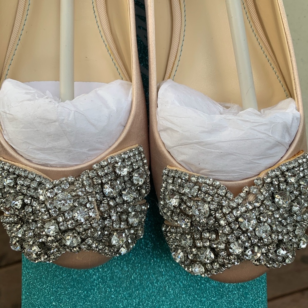 Betsey Johnson Pink Flats with Silver Embellishments - Picture 3 of 5